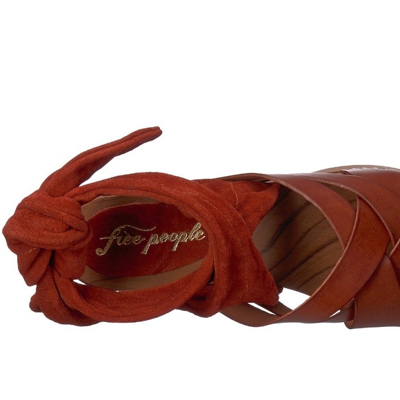 NIB Free People Emmy Clog - Picture 6 of 7